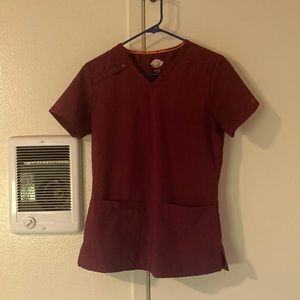 Dickies Magenta/Wine Scrub Top